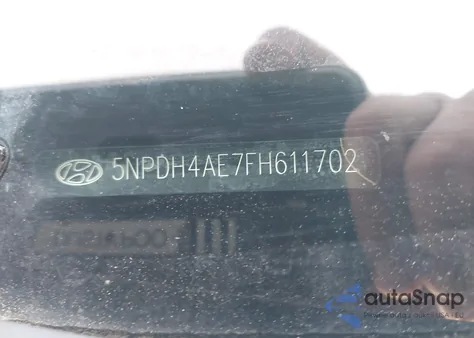 2015 Hyundai Elantra Se z USA, uszkodzony, nr VIN 5NPDH4AE7FH611702